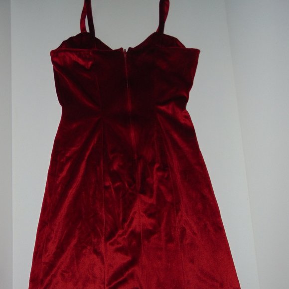 Red Velvet Dress with Crop Bolero Jacket - Size 5/6 - Picture 4 of 7